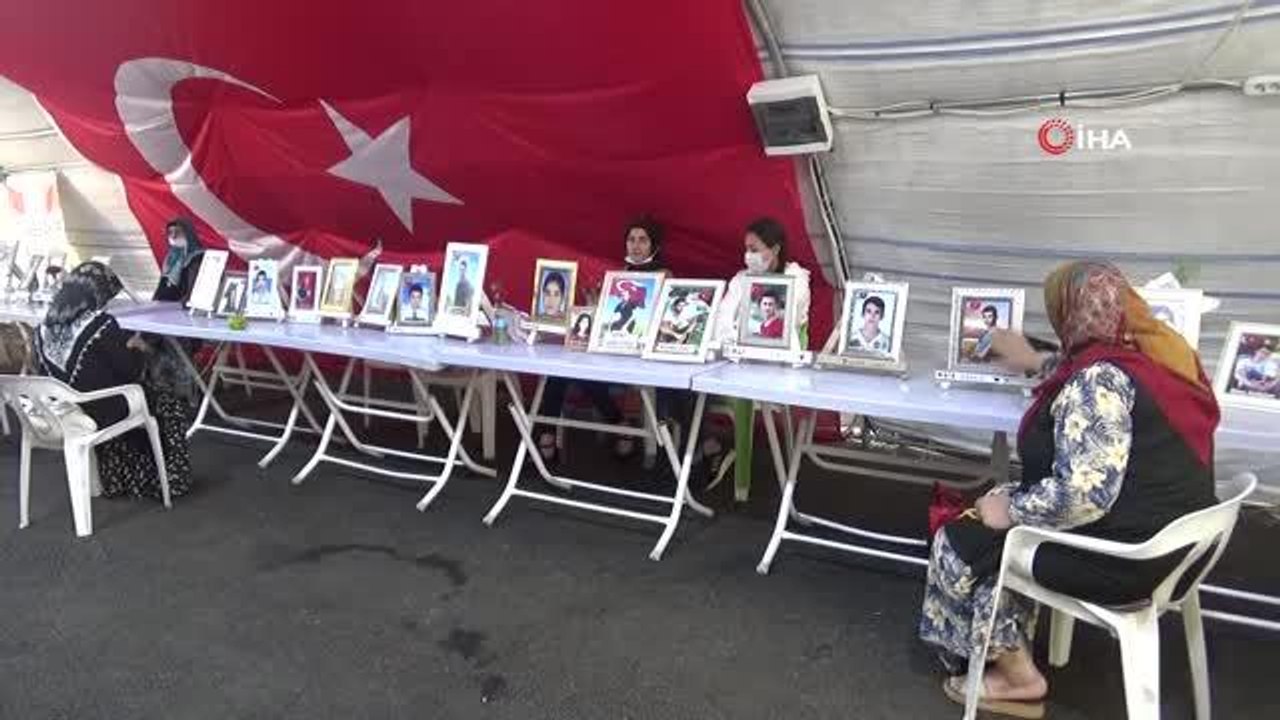 Son dakika haber! Hukuk öğrencisi oğlu için evlat nöbeti tutan baba: "Benim oğlum avukat olacaktı, elindeki kalemi aldılar silah verdiler"