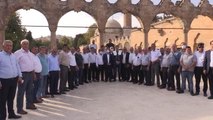 ŞANLIURFA - Kaymakam ilçesinin sakinlerine 1300 kilometre ötedeki memleketi Şanlıurfa'yı gezdirdi