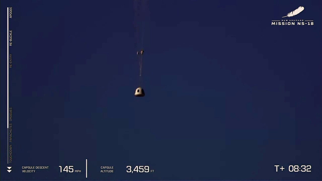 Cápsula da Blue Origin aterrissa com sucesso