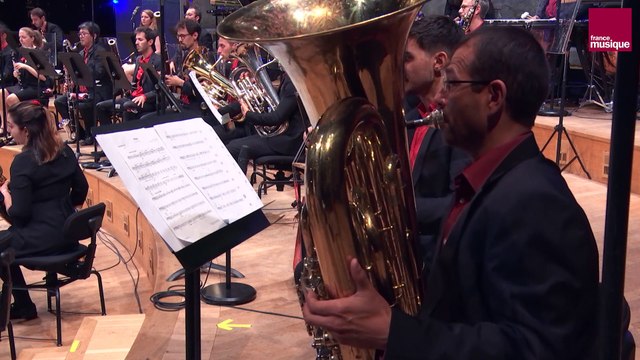 Claude Debussy : Nocturnes / 2. Fêtes (Brassage Harmonie, Direction : Laurent Douvré)