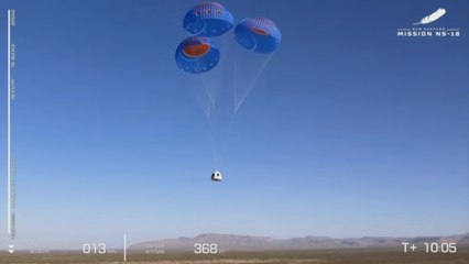 El actor William Shatner es a sus 90 años la persona de más edad en viajar al espacio