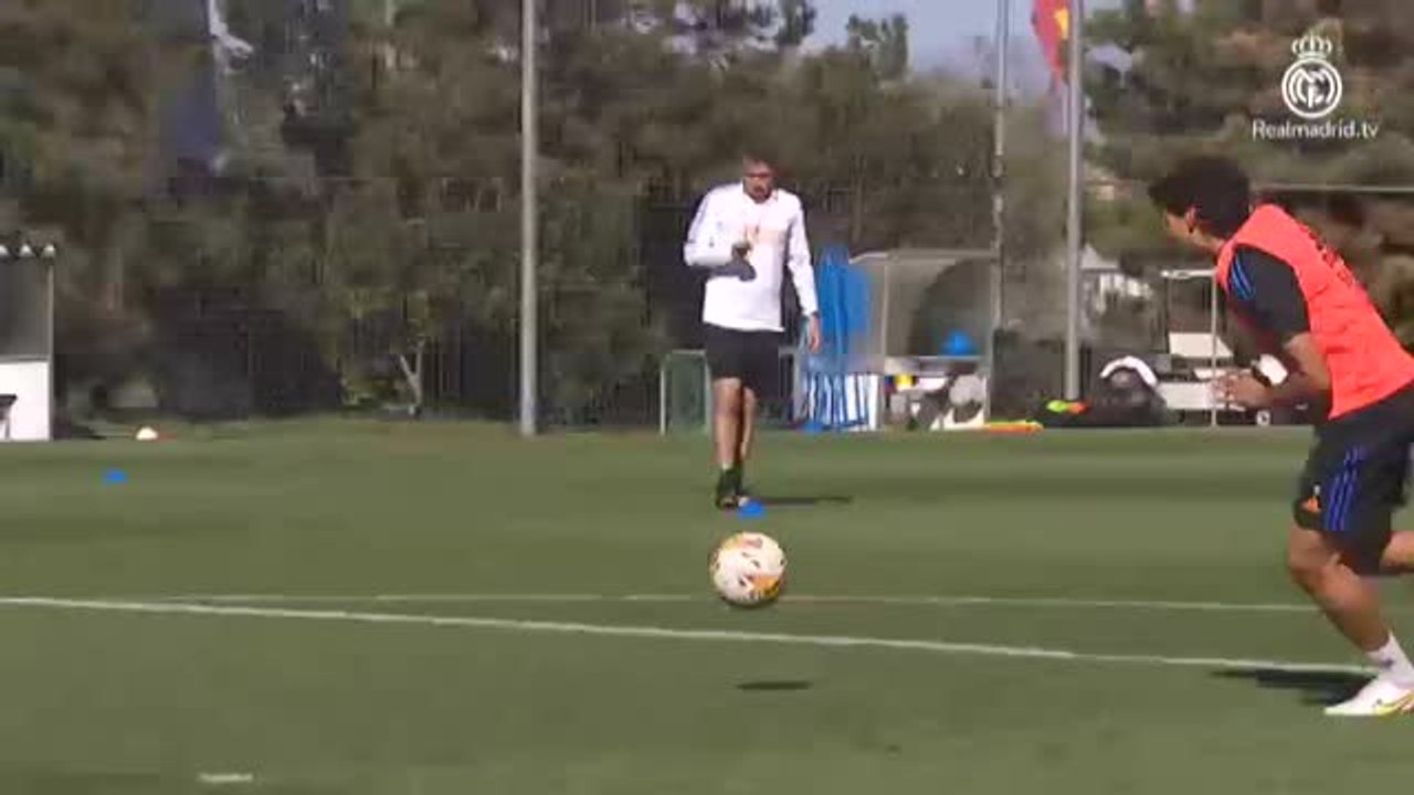 Hazard sufre una sobrecarga y es duda para jugar en Ucrania ante el Shakhtar