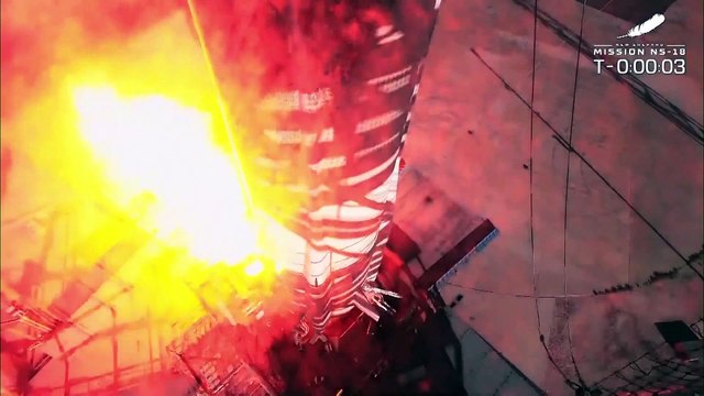 Capitano Kirk raggiunge lo spazio con la capsula Blue Origin (a 90 anni)