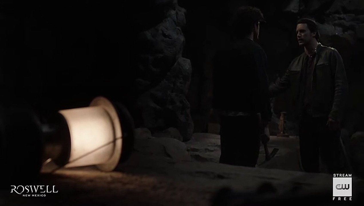 Roswell New Mexico 3x12 - Clip from Season 3 Episode 12 - Michael Kill Max
