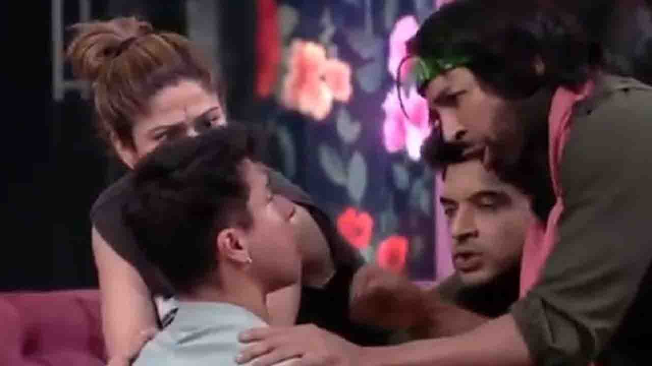 Bigg Boss 15: रोते Pratik Sehajpal को संभालते दिखे Karan Kundraa, Shamita और Vishal | FilmiBeat