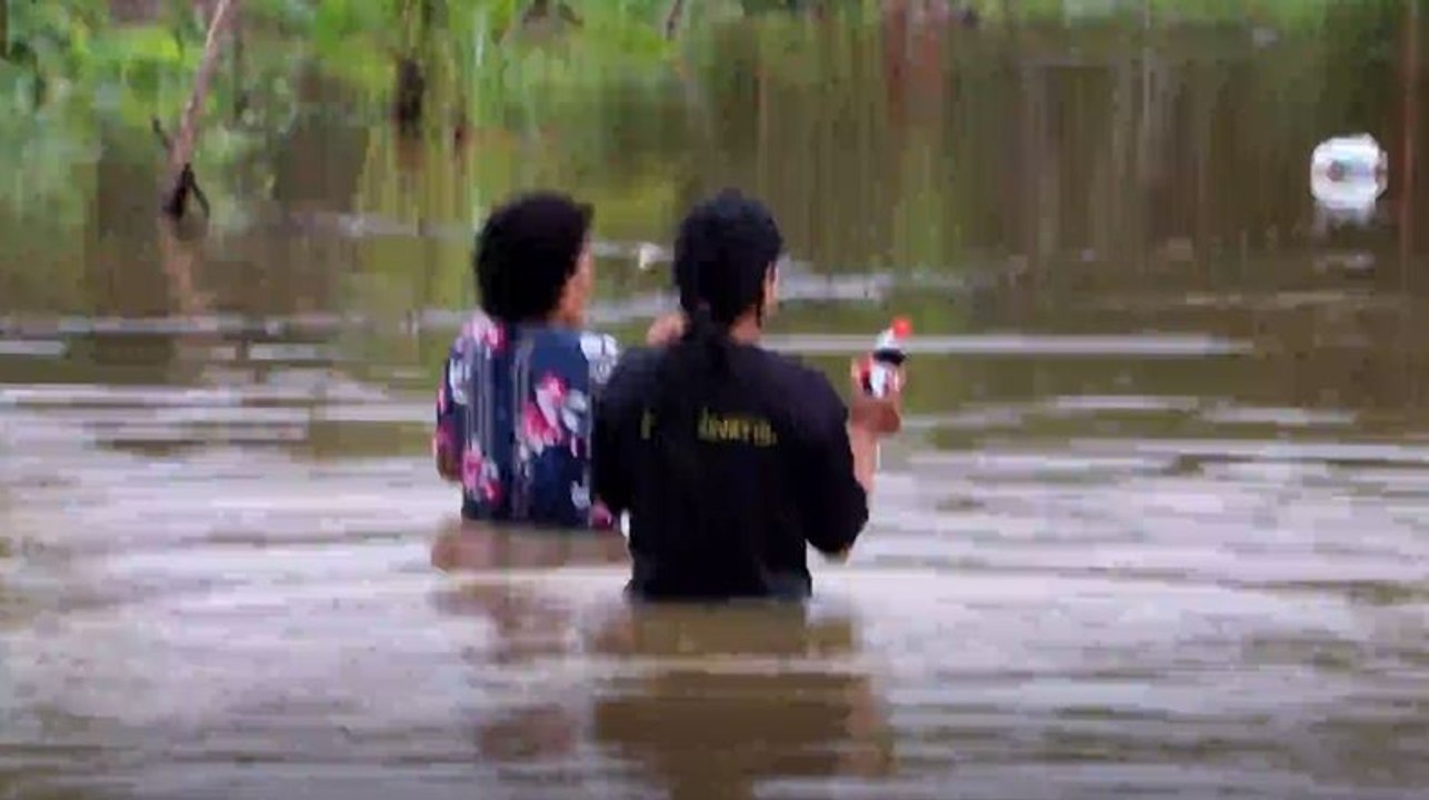 ตราด อ่วม! น้ำเหนือหลากน้ำทะเลหนุน เดือดร้อนหลา...