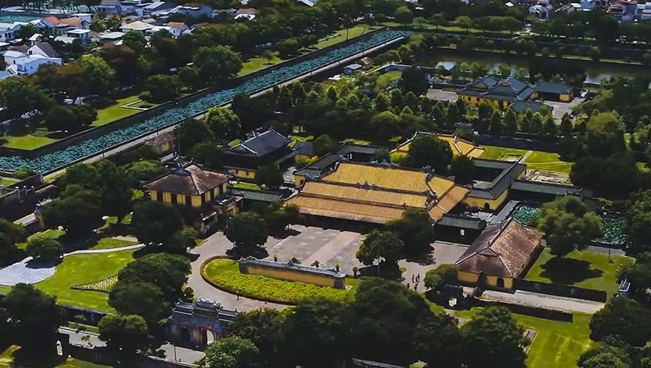 TIẾN QUÂN CA (ST- VĂN CAO) - TÙNG DƯƠNG - Quốc Ca nước Cộng Hoà XHCN Việt Nam