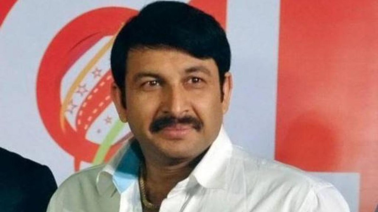 Chhath Puja: Manoj Tiwari sang a song on Kejriwal's decision