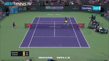 Zverev sends warning with dominant victory