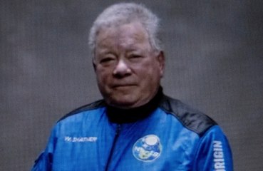 「カーク船長」ウィリアム・シャトナー、宇宙飛行で感動の涙