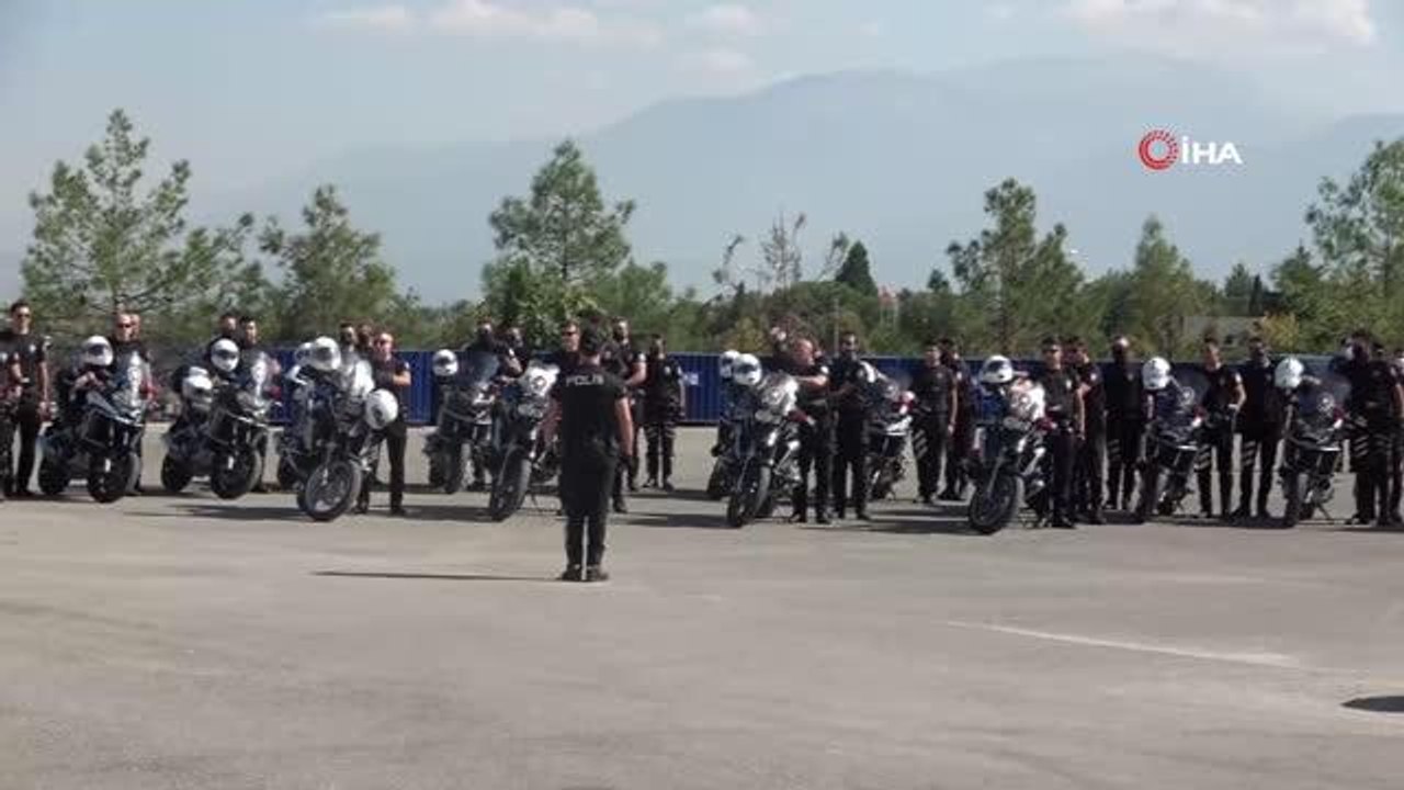 Hayırseverlerin bağışladığı 22 yeni araç dualarla yeni görev yerlerine uğurlandı