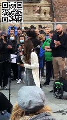 Bologna, il caso della studentessa senza Green pass che si rifiuta di uscire dall’aula: «Linciata dai miei colleghi»