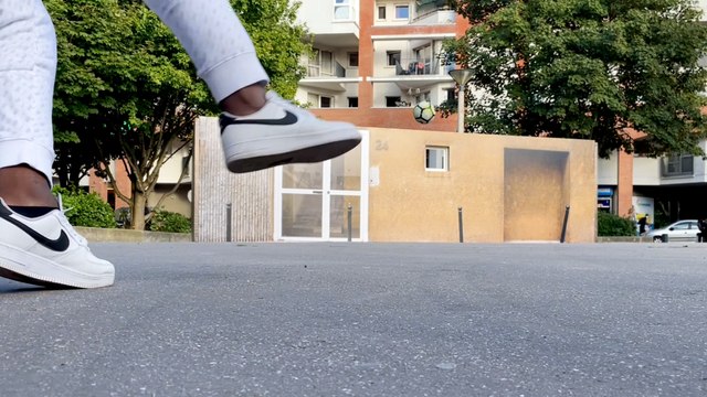 Ils créent une réplique de la lucarne d'Evry pour exporter le défi : «on veut se déplacer dans tous les quartiers!»