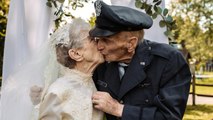 Hospice Staff Help Couple Take Wedding Photos They Never Had