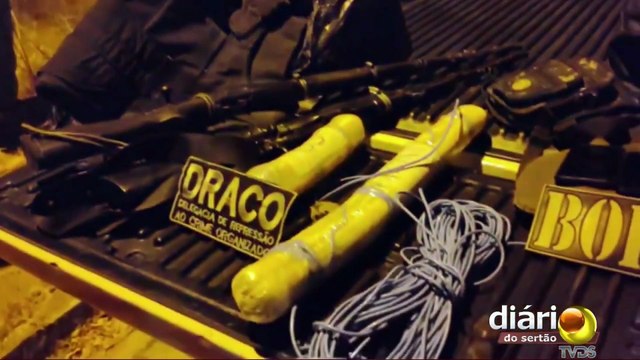 Suspeitos de envolvimento em explosão de banco morrem em troca de tiros com a polícia, em Patos