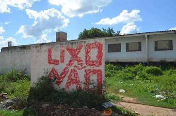 Secretário lamenta depredação e diz que novo colégio Manoel Mangueira pode ser entregue em 2022