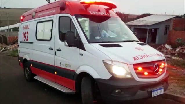 Arrebentaram a minha menina e a piazada só ficou filmando , diz pai de adolescente agredida por quatro garotas após saída de escola em Cascavel