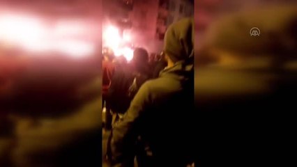 Son dakika haberleri... Esenyurt'ta doğal gaz kutusundaki parlamayla çıkan yangın söndürüldü