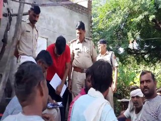 आखिर कौन कर गया कमरे में सो रही युवती की हत्या, पुलिस कर रही मामले की जांच। देखे वीडियो