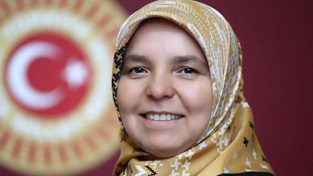 AKP’li eski vekil, gıda fiyatlarına ise isyan etti: Her şeye zam olur mu