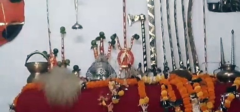 साल में एक बार दशहरा के दिन खुलते हैं 500 साल पुराने कंकाली मठ के पट