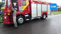 Moradores acionam Corpo de Bombeiros após suposto incêndio em residência no Bairro Santa Felicidade
