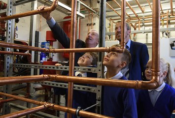 Sir Lindsey Hoyle visiting eco school