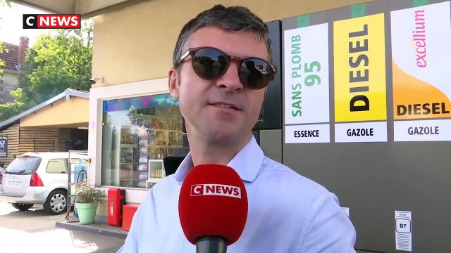 Avec l’explosion du prix des carburants, dans le monde rural, les foyers les plus modestes souffrent énormément - Beaucoup ne savent plus comment se déplacer au quotidien