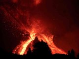 Son dakika haberi | La Palma'daki yanardağ felaketi tam 1 aydır sürüyorPatlamalar şiddetini artırdı, lav akışı devam ediyor