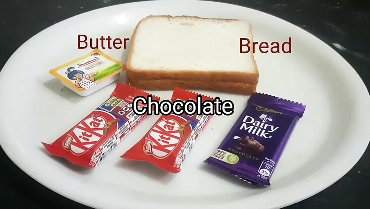 Chocolate Sandwich Recipe I Street Style Chocolate Sandwich at Home (Hindi) I kids Lunch Box Recipe by Safina Kitchen