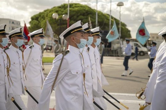 Tunus, işgalci Fransız askerlerinin ülkeden ayrılışının 58. yıl dönümünü törenle kutladı