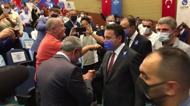 DEVA Partisi Genel Başkanı Ali Babacan, partisinin Mersin 1'inci olağan kongresine katıldı