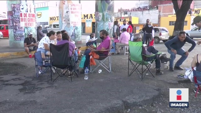 Reanudan pago de adeudos a maestros en Michoacán