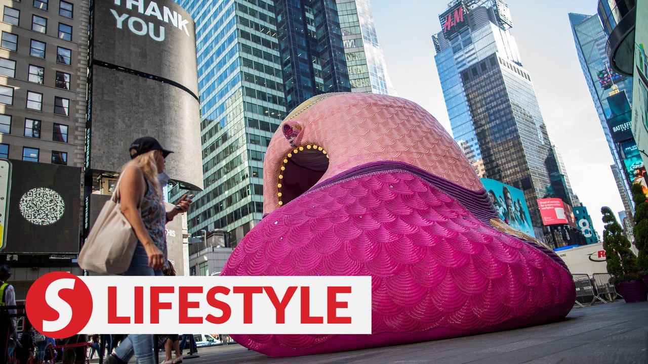 NY artist creates 18-foot tall fingernail mosaic