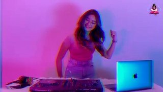 CEWEK VIRAL TIKTOK  TERNGIANG  NGIANG X DJ WELUT KANG COPET DJ IMUT REMIX