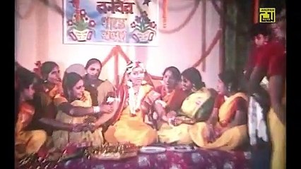 Sonar Boron Holud Amar _ সোনার বরণ হলুদ আমার _ HD _ Shabnur _ Ferdous _ Kanak Chapa _ Fuler Moto Bou(480P)