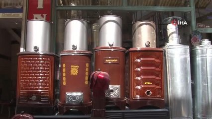 Elazığ'da havaların soğumasıyla birlikte sobalara rağbet başladı