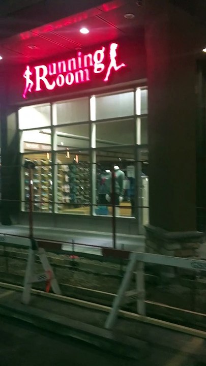 Shopping Center Walk 2