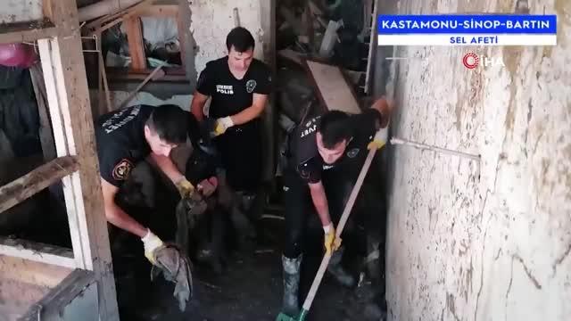 EGM'den Kastamonu, Sinop ve Bartın'da meydana gelen sel felaketi ile ilgili belgesel