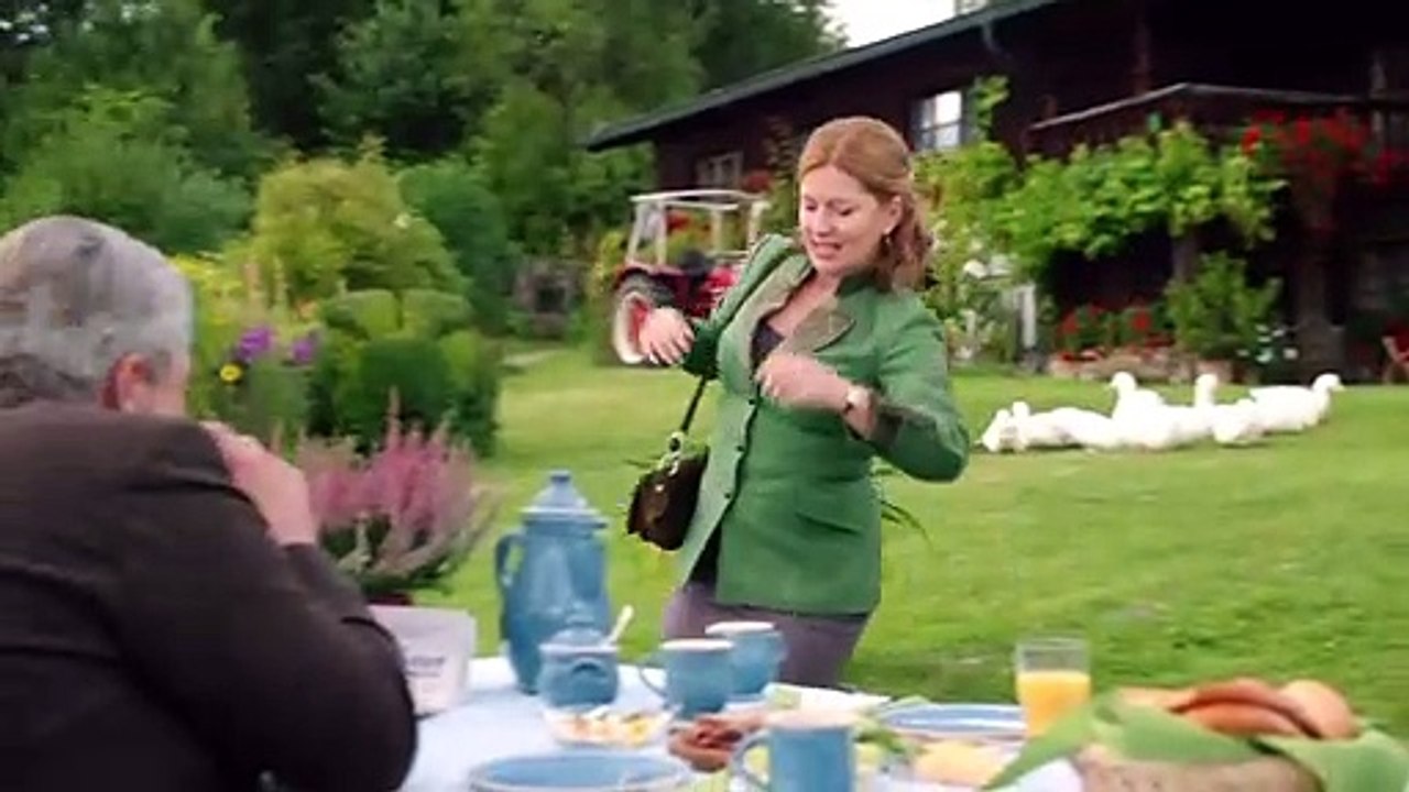 Die Rosenheim-Cops (379) Staffel 16 Folge 29 - Der Star ist tot