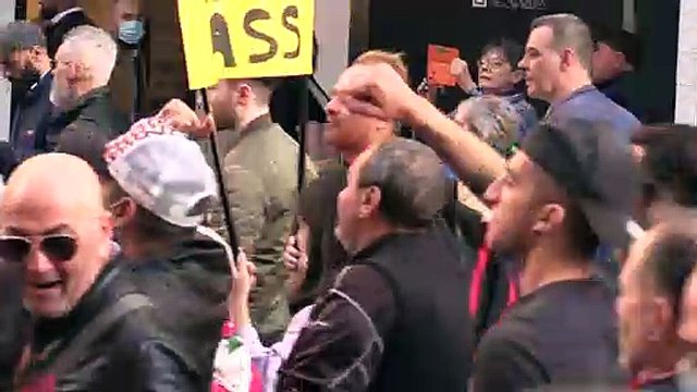 No Green Pass, in migliaia a Milano: Trieste chiama noi rispondiamo . E il traffico va in tilt