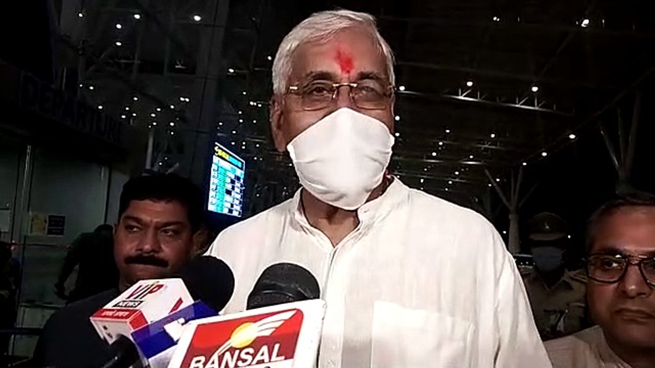 मुख्यमंत्री भूपेश बघेल के आने से पहले स्वास्थ्य मंत्री TS सिंहदेव दिल्ली रवाना