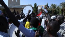ما وراء الخبر- مظاهرات السودان.. دعم للثورة أم انقلاب عليها؟