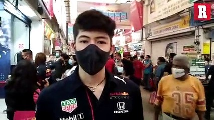 Exhiben réplica del coche de Checo Pérez en la central de abastos