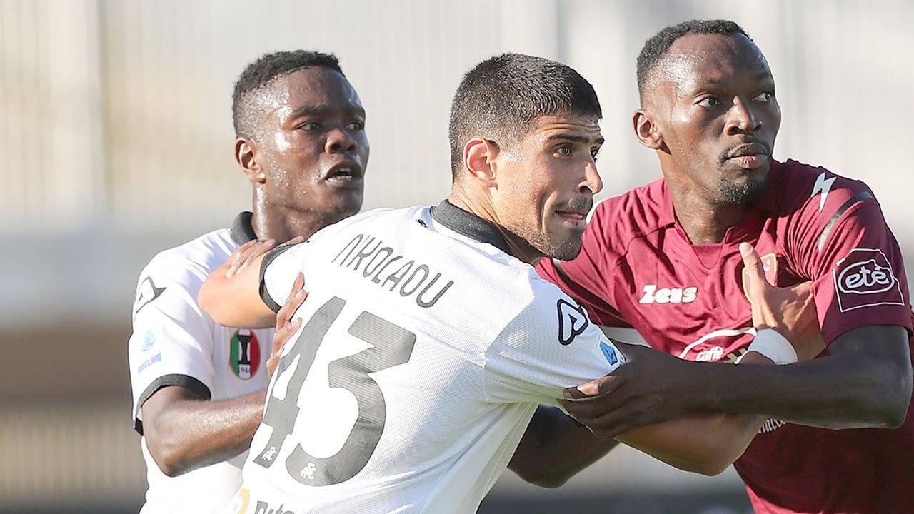 Spezia v Salernitana