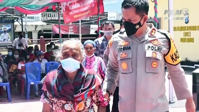 Kapolda sumut Bersama Wakil Menteri Desa PDTT Tinjau Pelaksanaan Percepatan Vaksinasi di Kabupaten Samosir