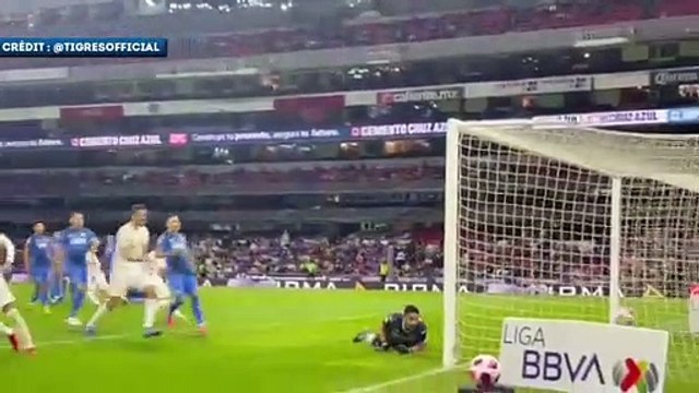 Le superbe but sur coup franc d'André-Pierre Gignac avec les Tigres