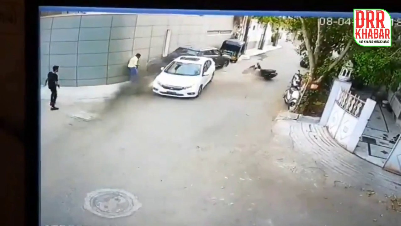 road accident status । road accident sad status । car and scooty road rage । car and scooty accident । car driver angry on scooty । angry car driver vs biker । angry car driver status । angry car driving status । angry drivers road rage । angry drivers re
