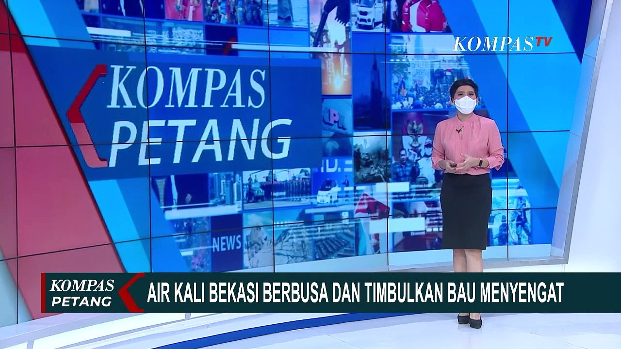 Aliran Air Kali Bekasi Berbusa dan Timbulkan Bau Tak Sedap, Diduga Tercemar Limbah Industri