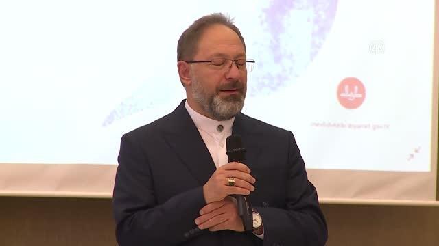 Diyanet İşleri Başkanı Erbaş, emekli İmam Hatip Lisesi öğretmenleriyle buluştu